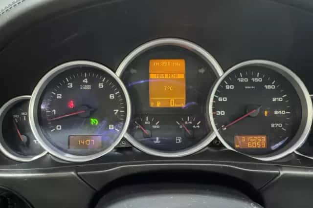 Porsche Cayenne (2004) thumbnail 16