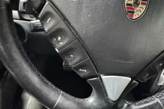 Porsche Cayenne (2004) thumbnail 19