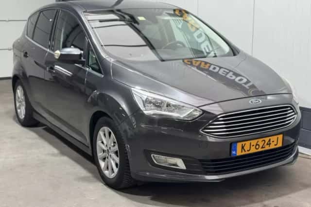 Ford C-Max (2015) thumbnail 3
