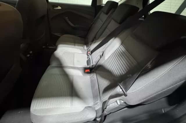 Ford C-Max (2015) thumbnail 21
