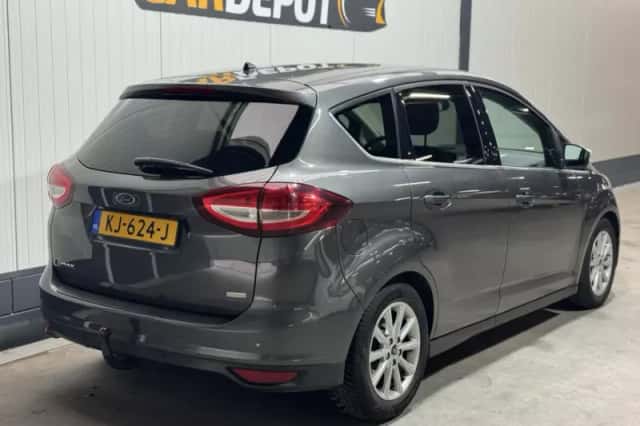 Ford C-Max (2015) thumbnail 5