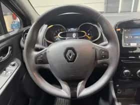 Renault Clio (2015) thumbnail 12