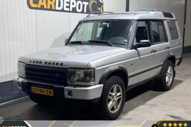 Land Rover Discovery (2003) thumbnail 1
