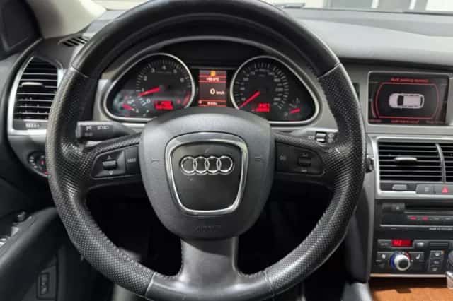 Audi Q7 (2007) thumbnail 12
