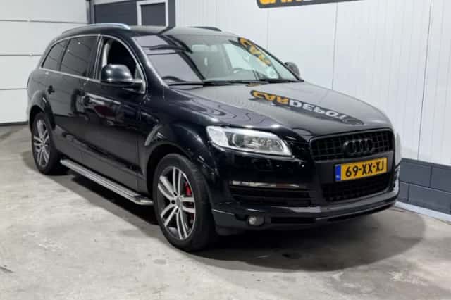 Audi Q7 (2007) thumbnail 3