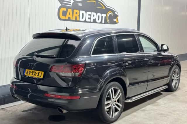 Audi Q7 (2007) thumbnail 5