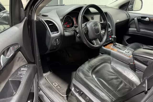 Audi Q7 (2007) thumbnail 10