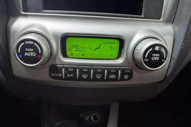 Kia Sportage (2007) thumbnail 19