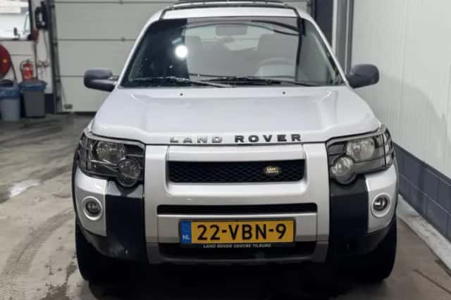 Land Rover Freelander (2006) thumbnail 2