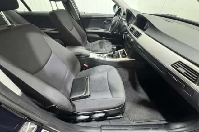 BMW 3-Serie (2010) thumbnail 20
