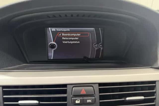 BMW 3-Serie (2010) thumbnail 23