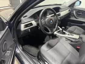 BMW 3-Serie (2010) thumbnail 10