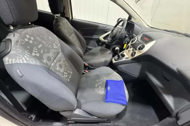 Ford Ka (2010) thumbnail 19