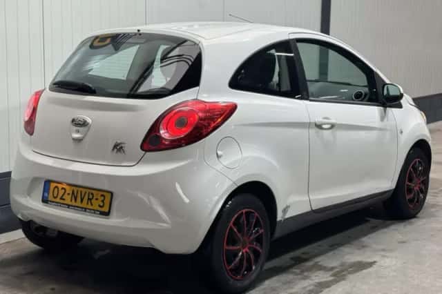 Ford Ka (2010) thumbnail 5