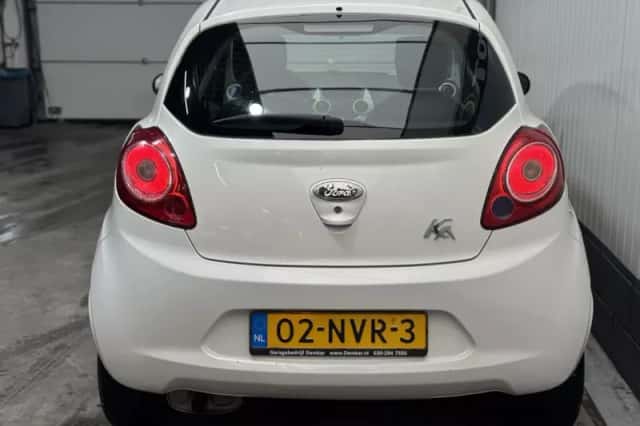 Ford Ka (2010) thumbnail 6