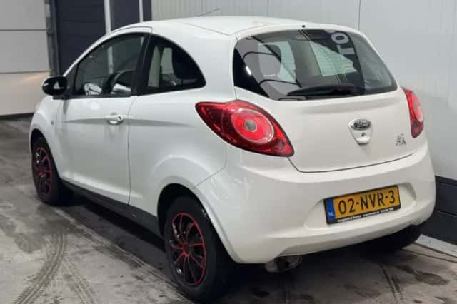 Ford Ka (2010) thumbnail 7
