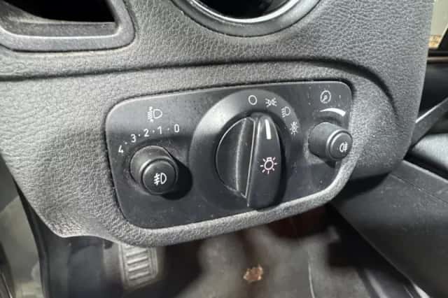 Ford S-Max (2007) thumbnail 19