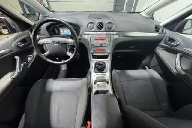 Ford S-Max (2007) thumbnail 10