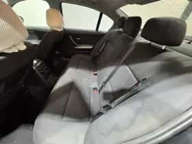BMW 3-Serie (2011) thumbnail 23