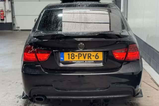 BMW 3-Serie (2011) thumbnail 6