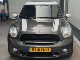 MINI Countryman (2011) thumbnail 2