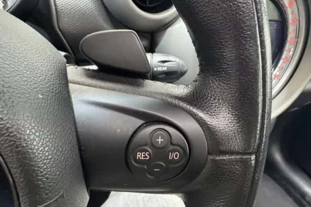MINI Countryman (2011) thumbnail 16