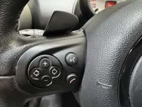 MINI Countryman (2011) thumbnail 17