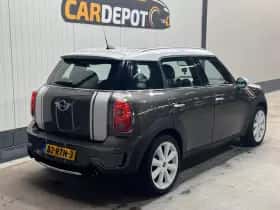 MINI Countryman (2011) thumbnail 5