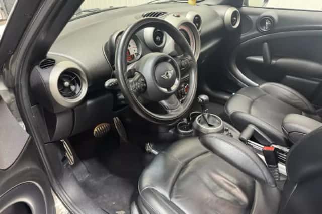 MINI Countryman (2011) thumbnail 9