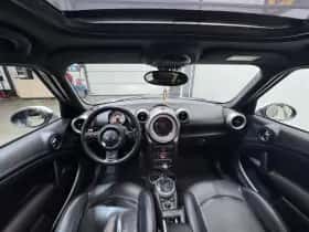 MINI Countryman (2011) thumbnail 10