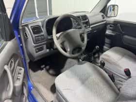 Suzuki Jimny (2000) thumbnail 10