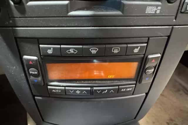 Cadillac CTS (2004) thumbnail 17