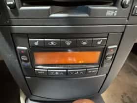 Cadillac CTS (2004) thumbnail 17