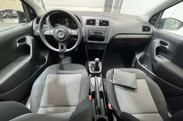 Volkswagen Polo (2009) thumbnail 11