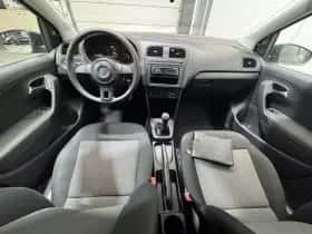 Volkswagen Polo (2009) thumbnail 11