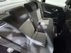 Volkswagen Polo (2009) thumbnail 15