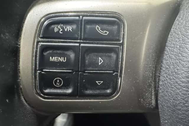 Jeep Compass (2012) thumbnail 19