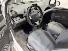 Chevrolet Spark thumbnail 11