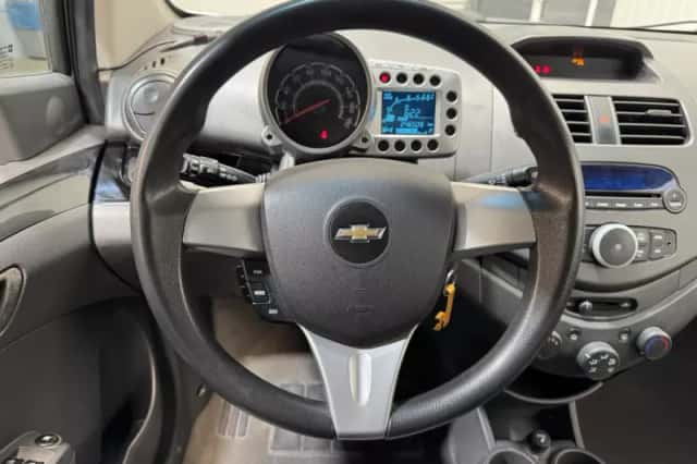 Chevrolet Spark (2012) thumbnail 14