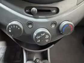 Chevrolet Spark thumbnail 16
