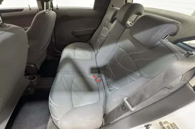Chevrolet Spark (2012) thumbnail 21