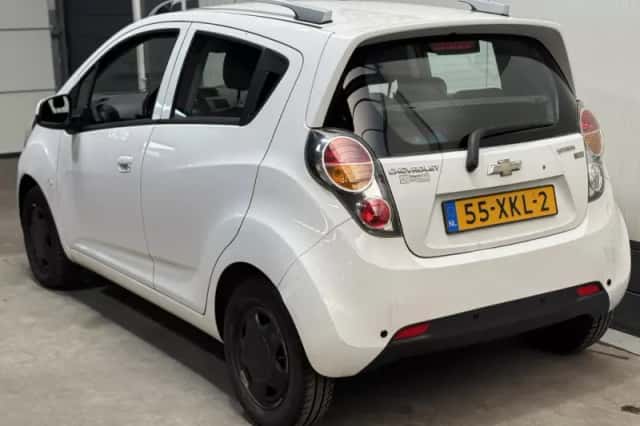 Chevrolet Spark (2012) thumbnail 7