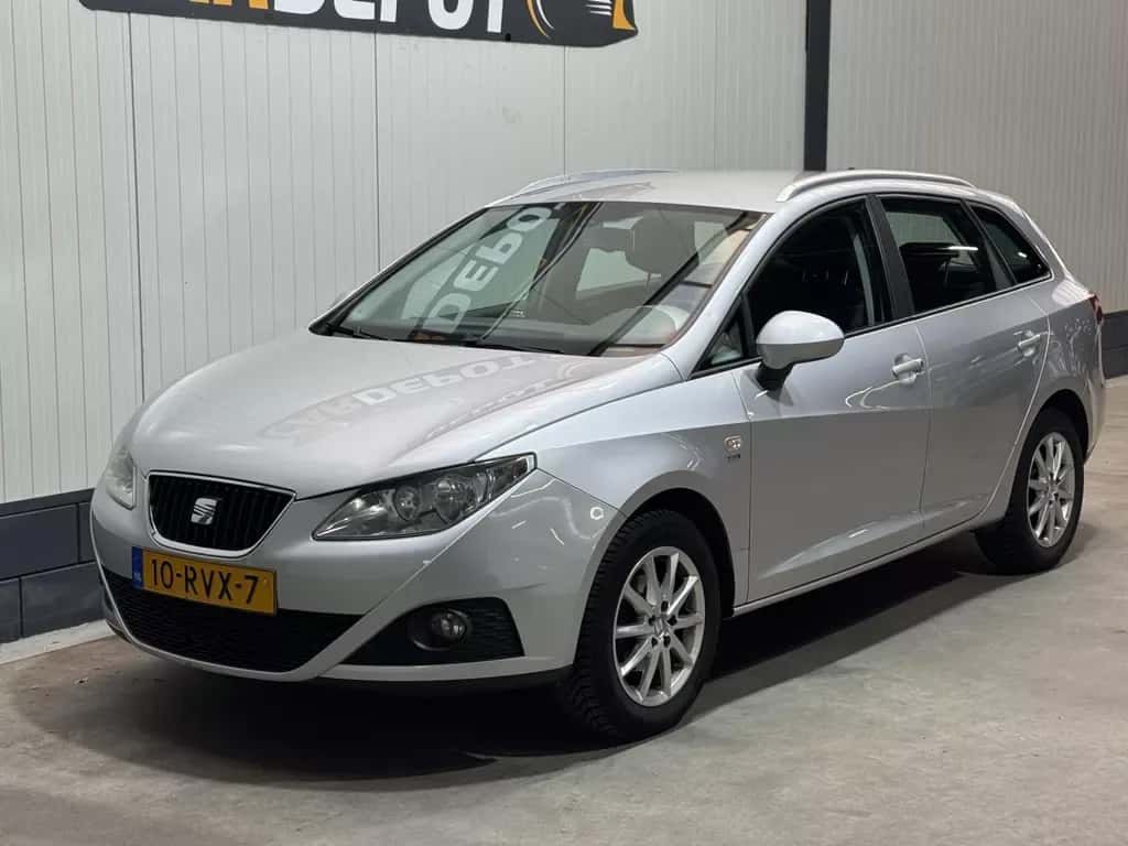 SEAT Ibiza (2011) — foto 1