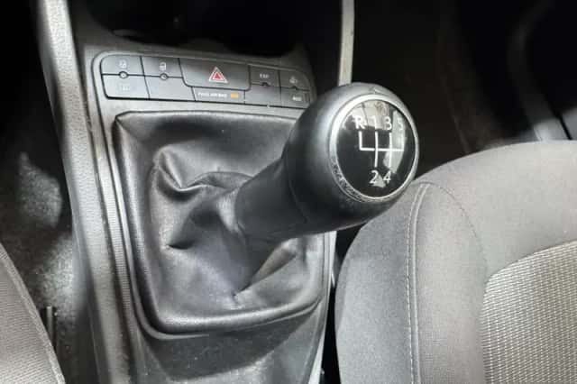 SEAT Ibiza (2011) thumbnail 17
