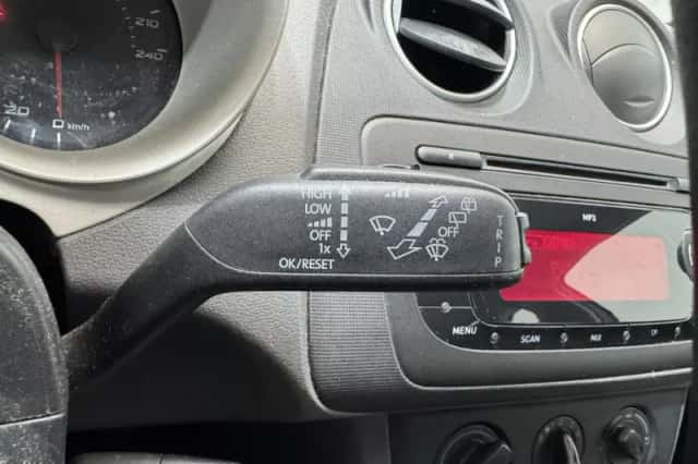 SEAT Ibiza (2011) thumbnail 18