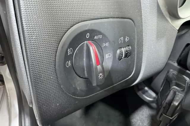 SEAT Ibiza (2011) thumbnail 20
