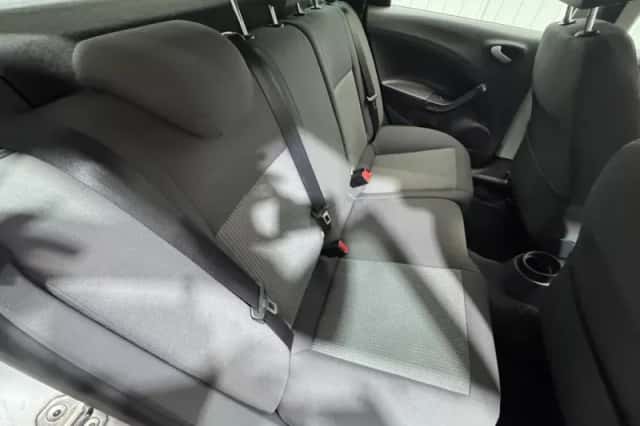SEAT Ibiza (2011) thumbnail 24