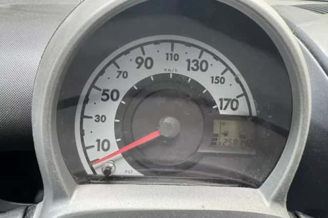 Peugeot 107 (2013) thumbnail 13