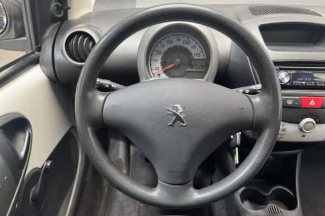 Peugeot 107 (2013) thumbnail 14