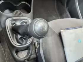 Peugeot 107 (2013) thumbnail 16
